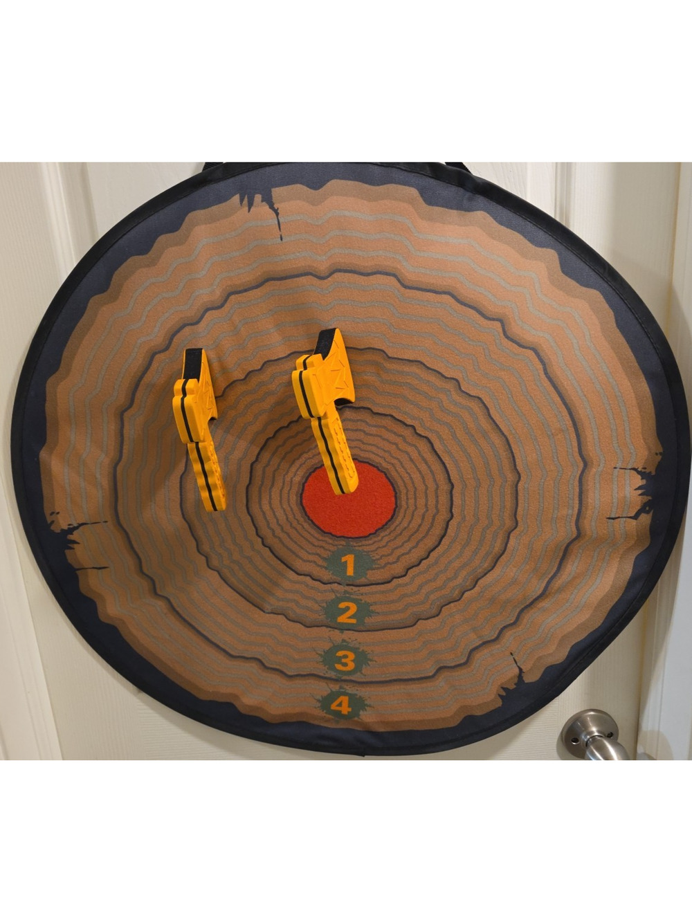 Waloo Sports Lumberjack Foam Throwing Game Target with 2 Plastic Axes
